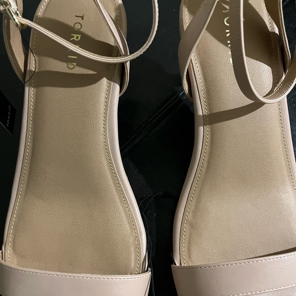 Torrid heels - Picture 11 of 11
